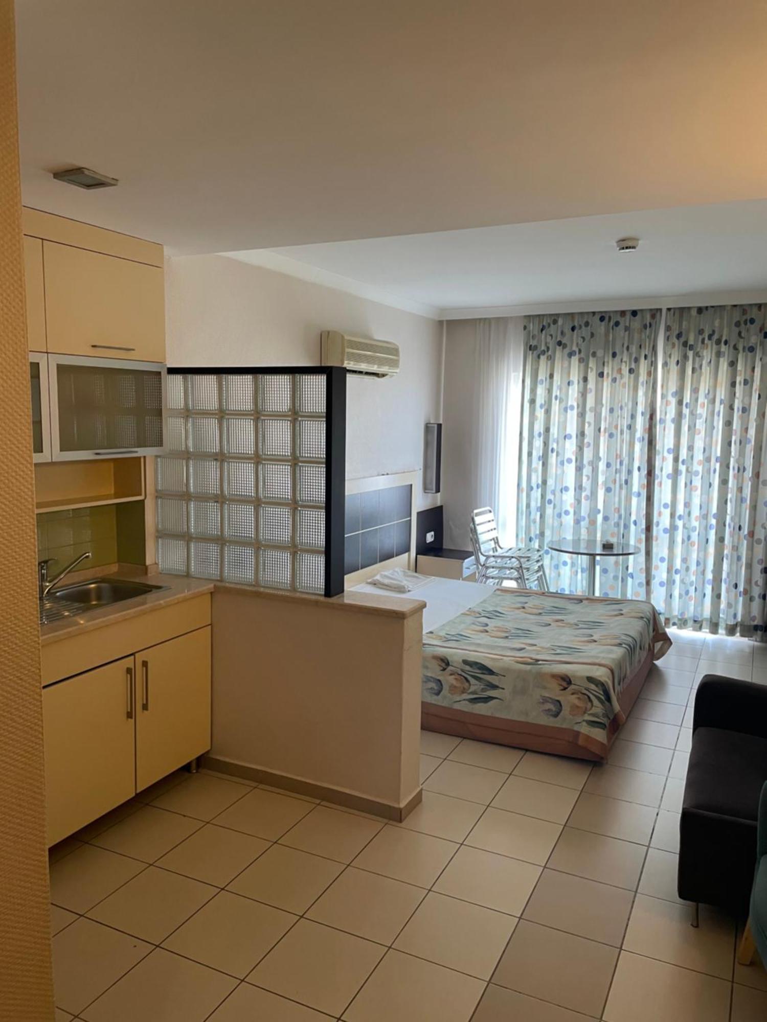 Okan Tower Apart Hotel Alanya Buitenkant foto
