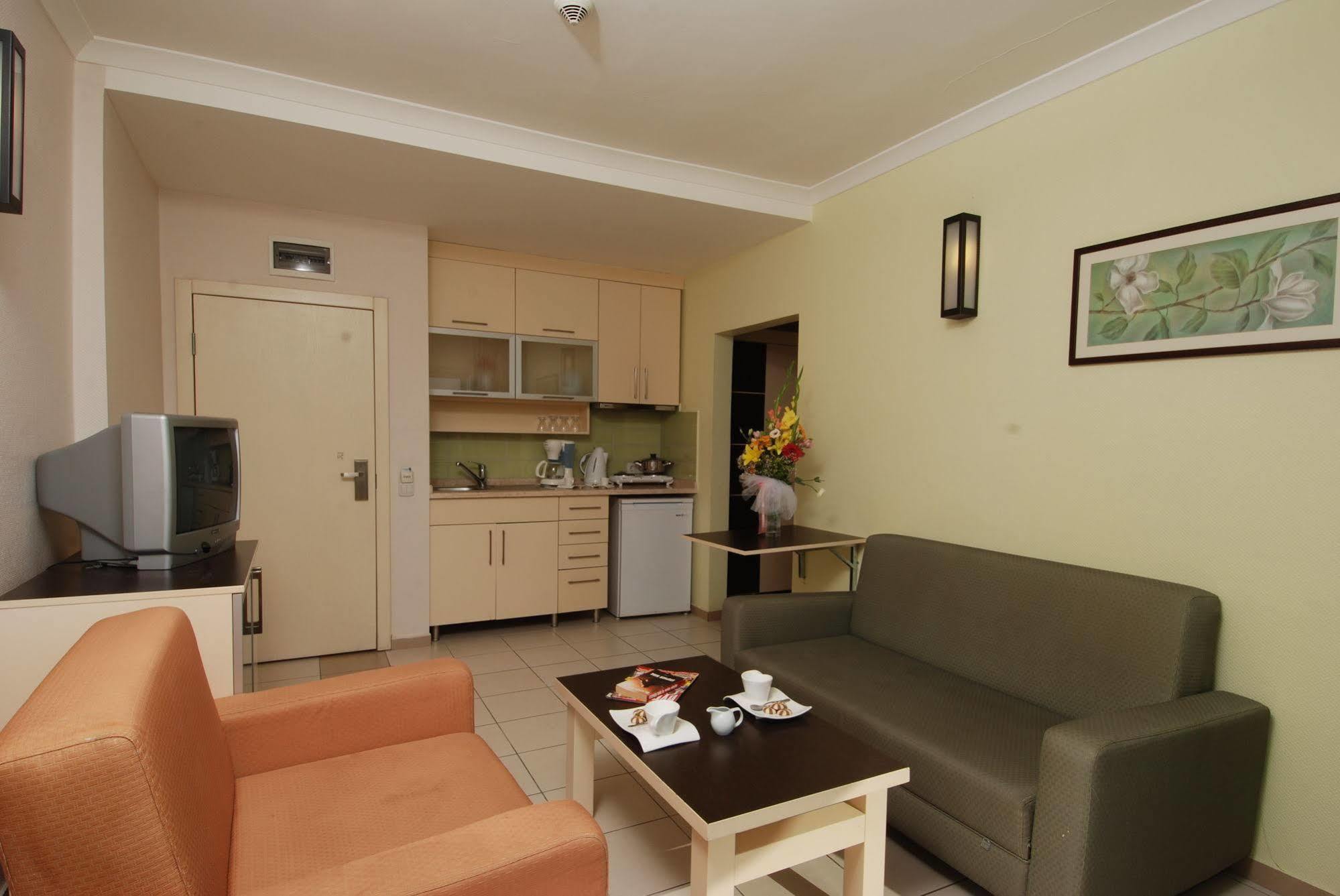 Okan Tower Apart Hotel Alanya Buitenkant foto